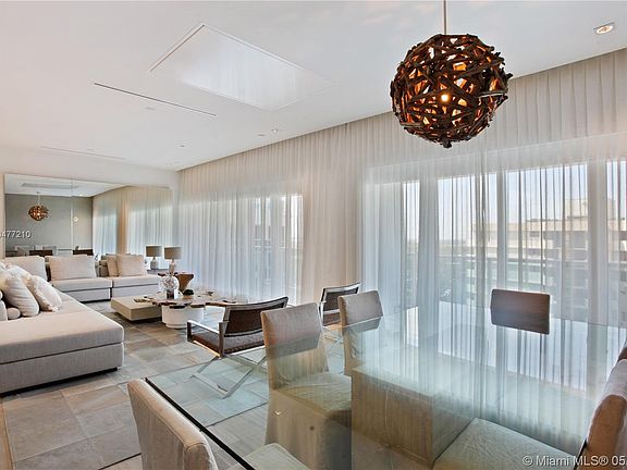 5th image of 102 24th St #Penthouse 1603