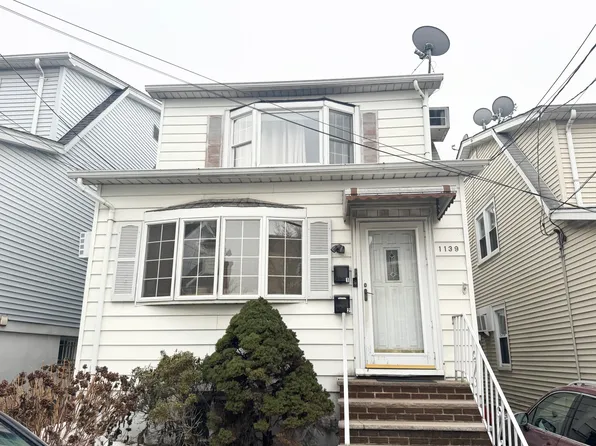 1139 89th St Floor 2, North Bergen, NJ 07047