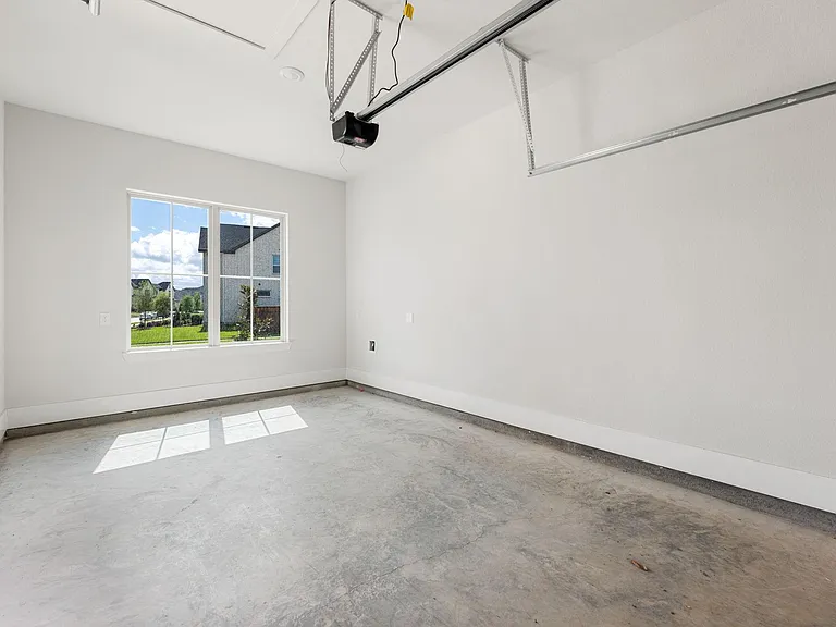 1222 Crown Forest Dr — Photo 31