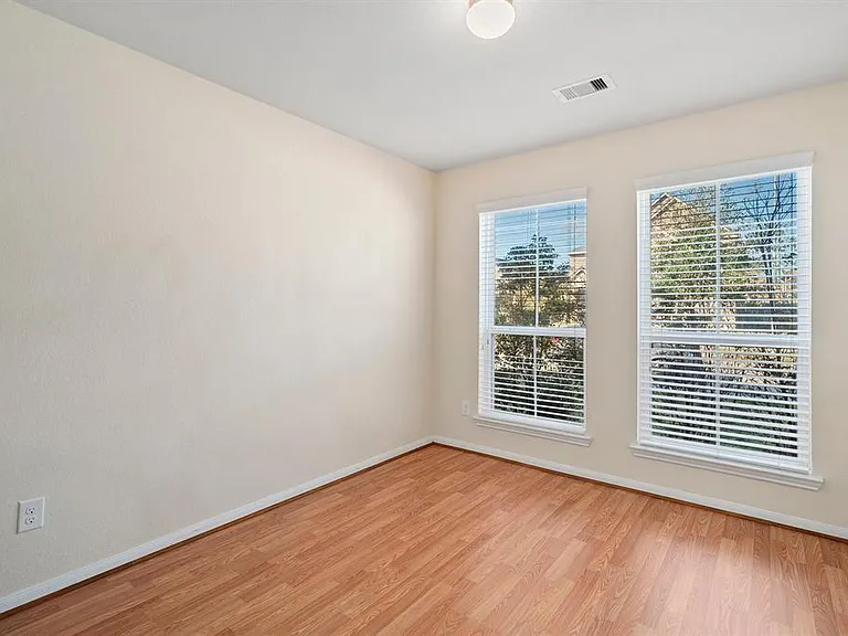 8218 Pastel Dawn Trce — Photo 16
