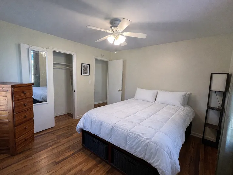 240 Habersham Dr — Photo 14
