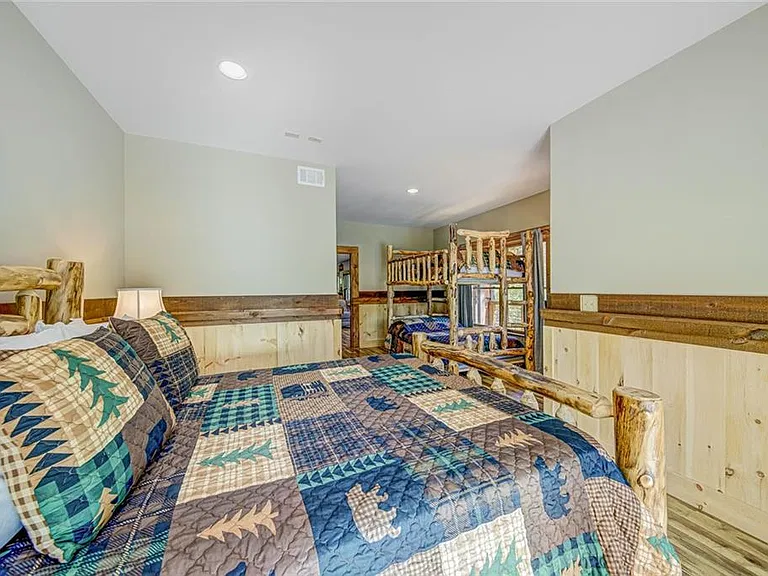 380 Biguns Blvd — Photo 49