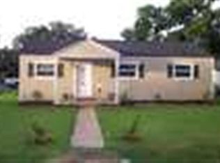 3862 Kinard Ave, Groves, TX 77619