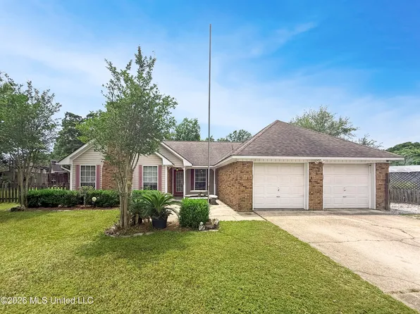 2 Chloe Ct, Long Beach, MS 39560