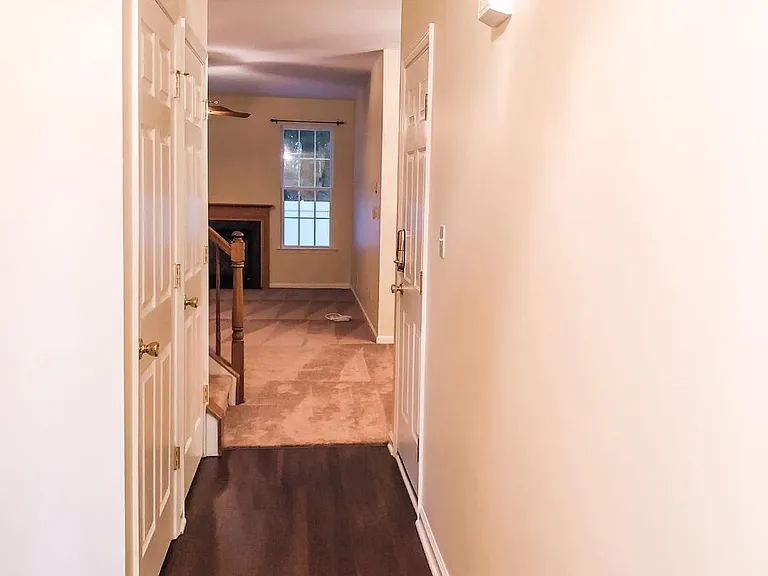 16 Normandy Dr — Photo 3