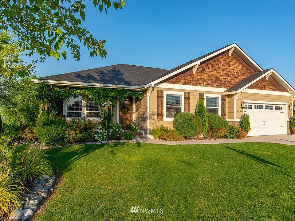 1st image of 4209 Edwards Drive NE