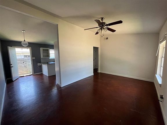 3rd image of 1808 Blue Crest Dr #A