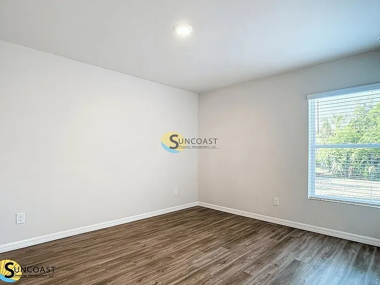 17389 Tyler Ave — Photo 19