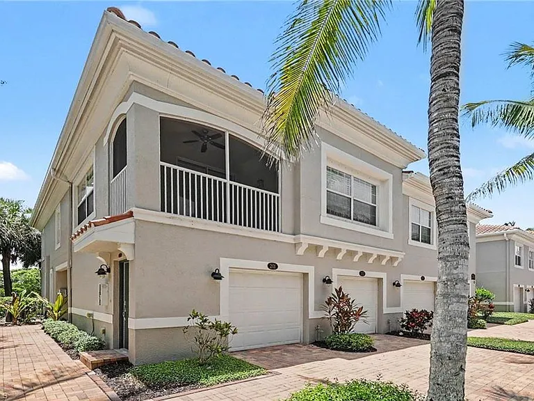 23440 Alamanda Dr #201 — Photo 1
