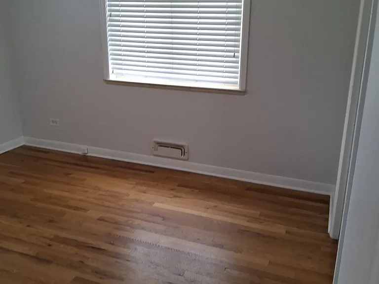 S Yates St — Photo 11