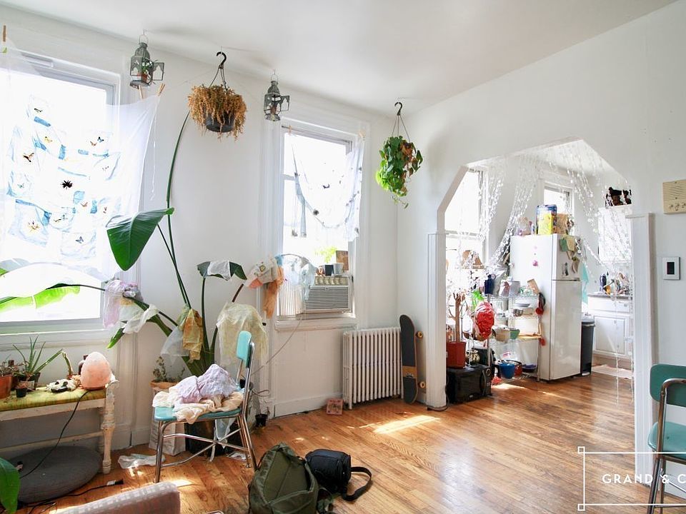 1st image of 81 N 7th St #2RR