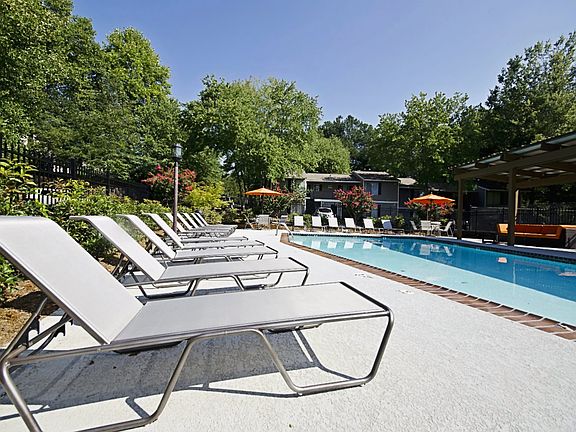 4th image of 555 Eagles Crest Village Ln #601-6