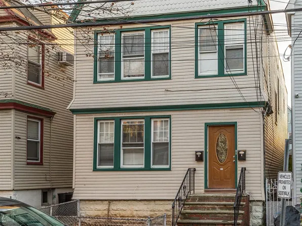 231 Grant Ave, Jersey City, NJ 07305