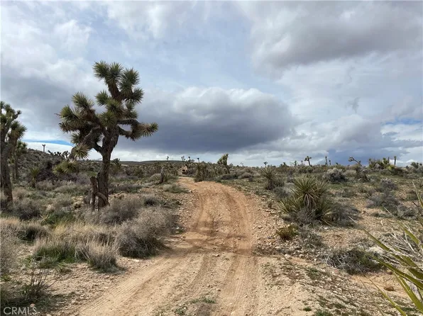 57300 Sunway Dr, Yucca Valley, CA 92284