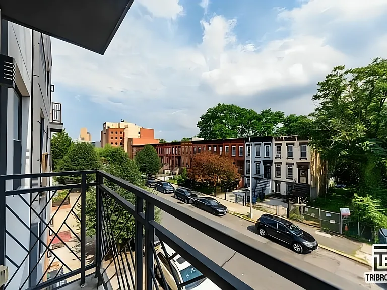 771 Lexington Ave #3F — Photo 1
