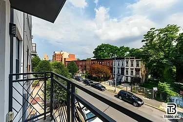 771 Lexington Avenue, #3F
