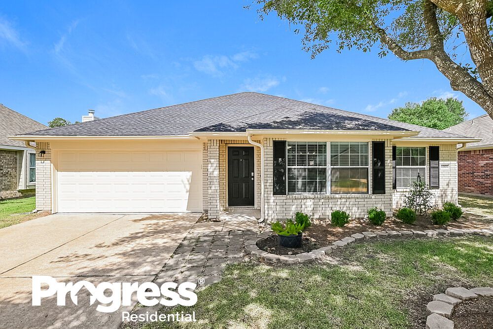 11811 Lois Ln, Pinehurst, TX 77362 | Zillow