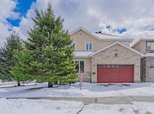 546 Kochar Dr, Ottawa, ON K2C4H3