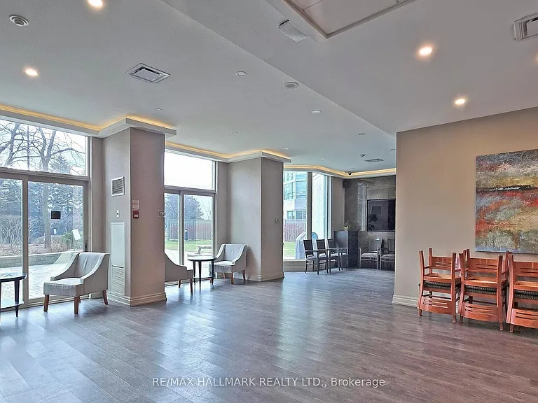 7805 Bayview Ave #1024 — Photo 32