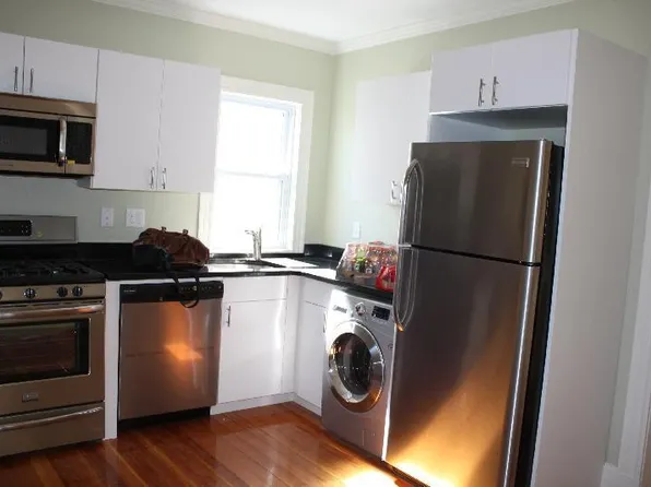 81 Florence St #1, Roslindale, MA 02131