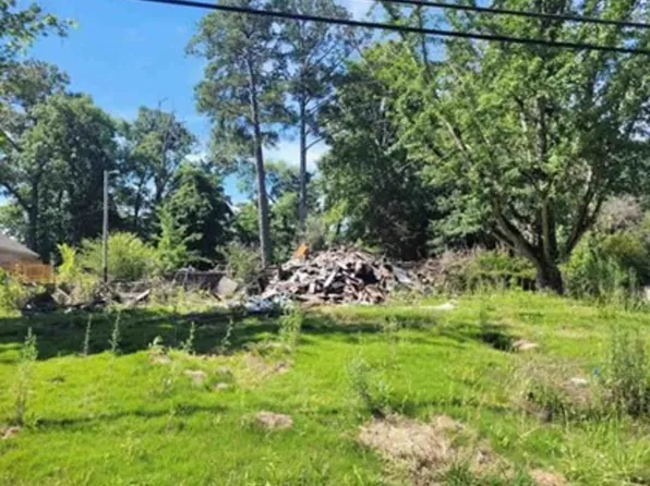 708 Southgate Ln, Bessemer, AL 35022