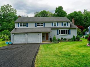 247 Kimberley Rd, Newington, CT 06111