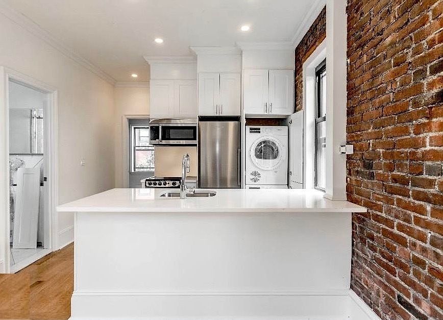 1st image of 150 Stanton St #4B