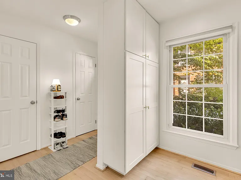 2536 S Walter Reed Dr #D — Photo 5