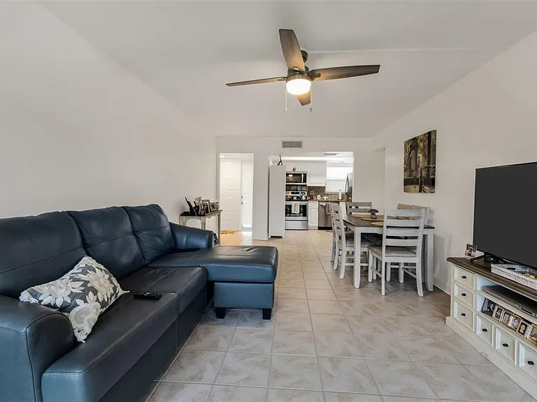 311 Garvin St #205A — Photo 6