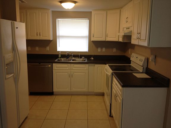 2nd image of 6808 N Orleans Ave
