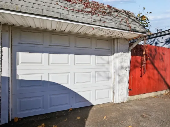 2014 New York Avenue image 29 of 32