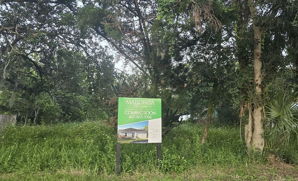 2nd image of 1749 Palm Rd