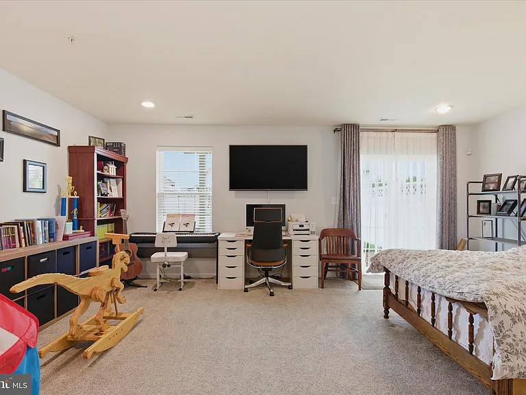 5457 Spotswood Pl — Photo 30