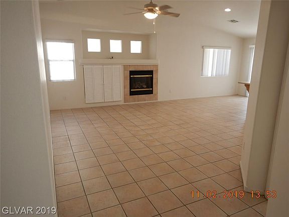 2nd image of 625 Lava Beds Way #0