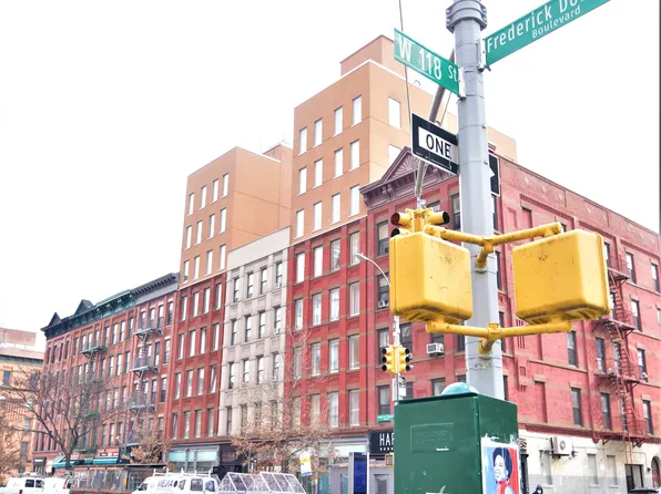 2192 Fred Douglas Boulevard image 7 of 7