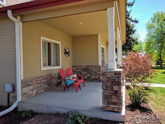 Big front porch!