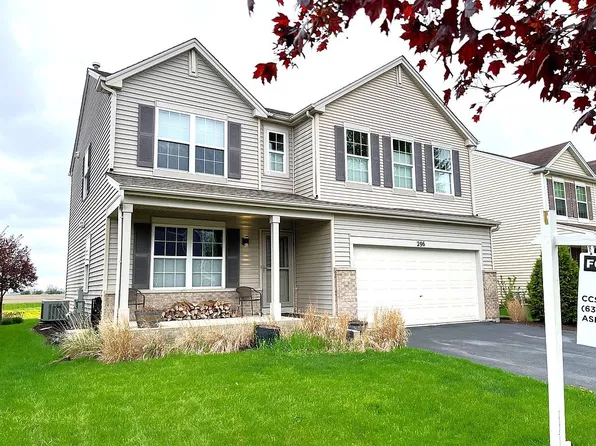 296 N Cardinal St, Cortland, IL 60112
