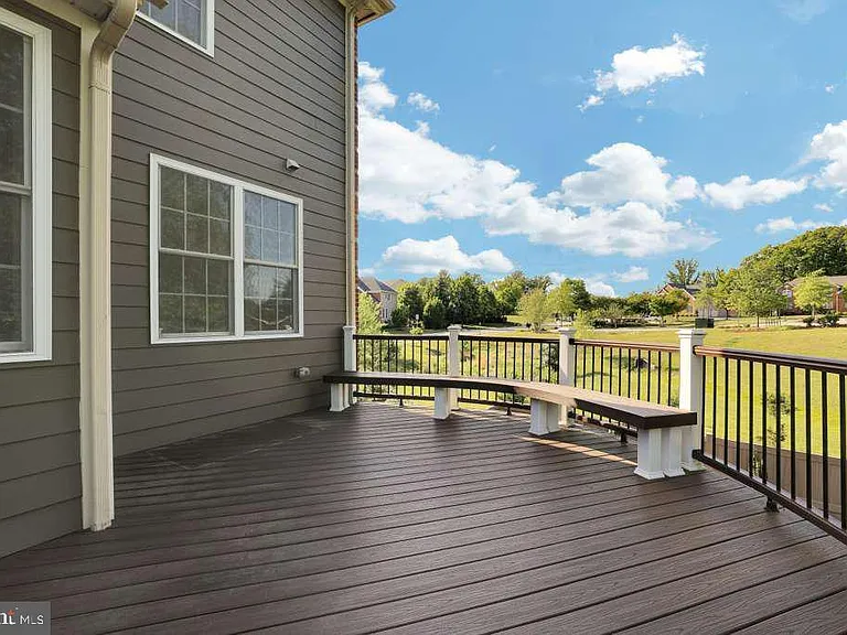 8227 Saint Francis Dr — Photo 17