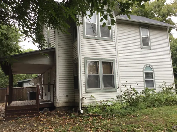 1043A Delaware St, Lawrence, KS 66044