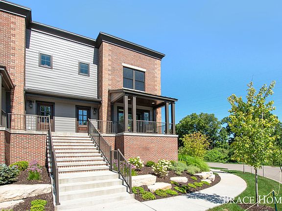 2nd image of 7295 Schoolhouse Dr SE