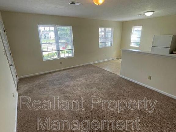 4th image of 158 Grinder Ct