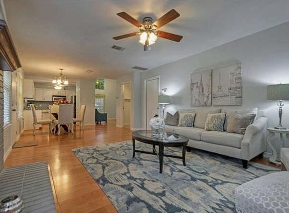 3rd image of 8616 Piney Creek Bnd