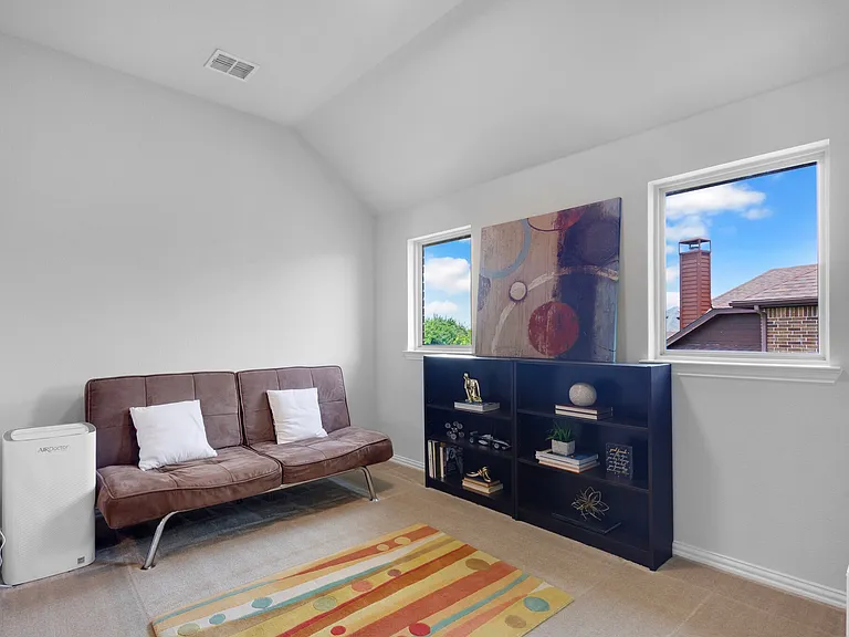 1301 Skyflower Ln — Photo 19