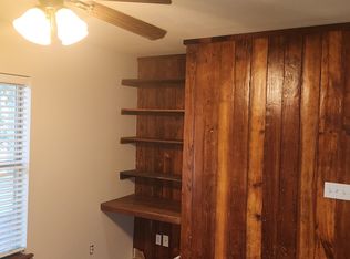 2012 E 11th St, Austin, TX 78702