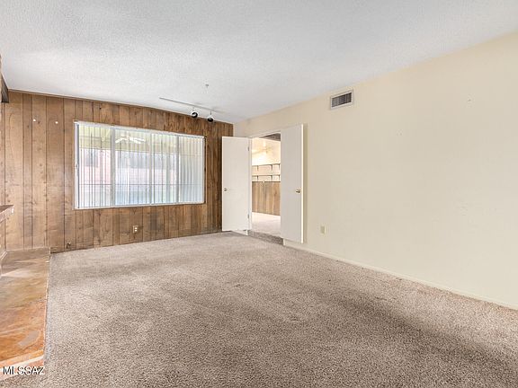 5th image of 941 S Sarnoff Dr