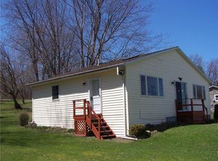 10292 Tennessee Ave, Wolcott, NY 14590