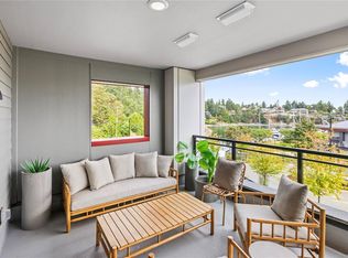 3529 Dolphin Dr #202, Nanaimo, BC V9P9J7