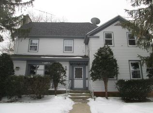 35010 Chestnut St, Burlington, WI 53105