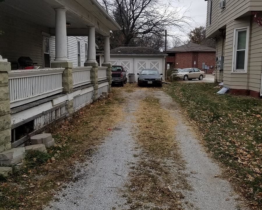2nd image of 2525 S St