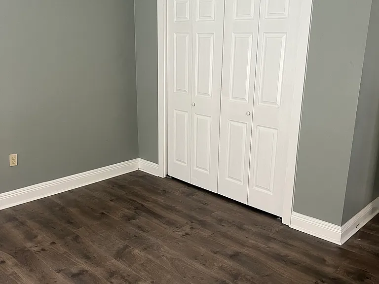 1421 Texas Ave — Photo 6